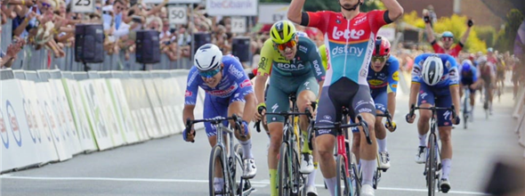 Lotte Kopecky & Arnaud De Lie winnen BK Wielrennen